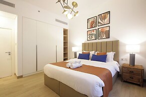 1BR with Beach Access La cote La mer