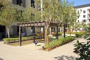1BR with Beach Access La cote La mer