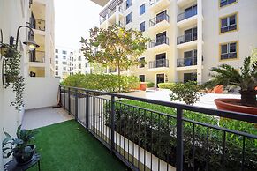 1BR with Beach Access La cote La mer