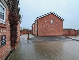 Oak Barn