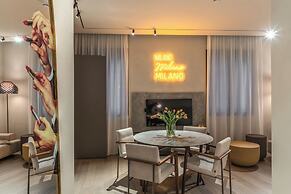 Modern Luxe