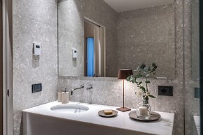 Modern Luxe