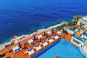Meis Exclusive Hotel
