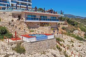 Meis Exclusive Hotel