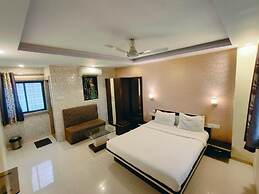 Hotel Panchgani Crown