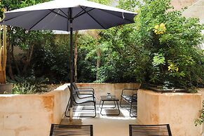 Large Home with Private Garden