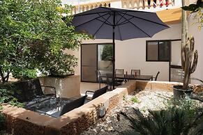 Large Home with Private Garden