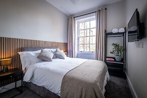 Dalton Sq Apartments