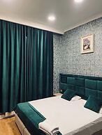Eleon Hotel