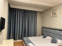 Eleon Hotel