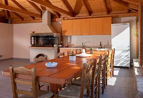 Luxurious Villa David