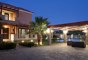 Luxurious Villa David