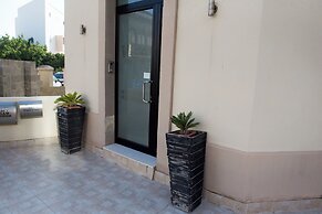 Spacious APT w/ Modern Balcony |Siggiewi