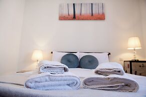 Spacious APT w/ Modern Balcony |Siggiewi