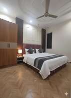 Hotel Golden Suites Amritsar