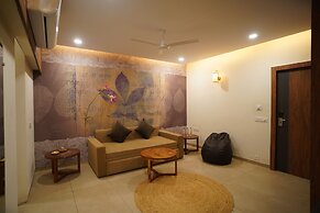 RAAHI HOMESTAY