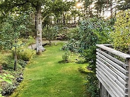 6 Person Holiday Home in Stromstad