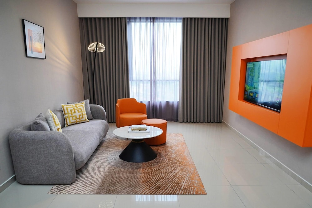 Wyndham Grand I-City