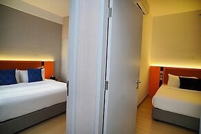 Wyndham Grand I-City