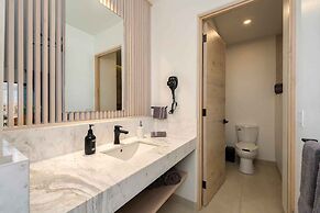 605 Tower Downtown Cabo
