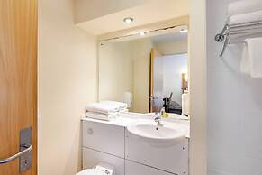 Alty Hotel
