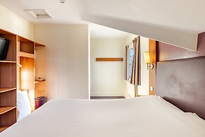 Alty Hotel