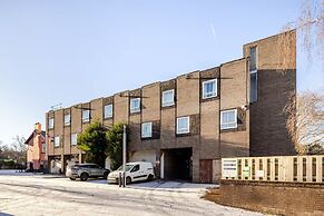 Alty Hotel