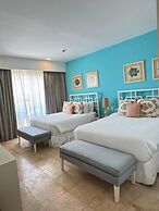 Apt w 2BR Ocean View Jacuzzi in Sotogrande