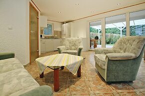 Ferienhaus mit Schoenem Garten in Parchim