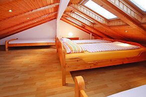 Ferienhaus mit Schoenem Garten in Parchim