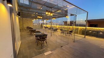 Mazaya Pyramids View Inn