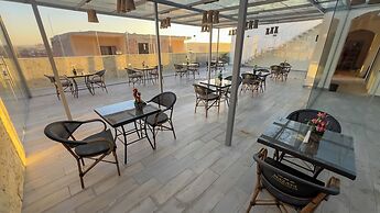 Mazaya Pyramids View Inn