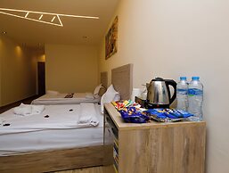 Mazaya Pyramids View Inn