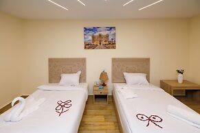 Mazaya Pyramids View Inn