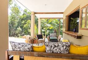 Honeybird Hideaway