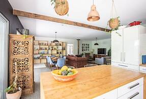 Honeybird Hideaway