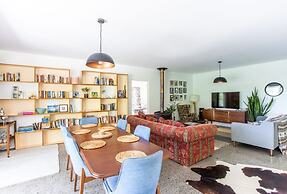 Honeybird Hideaway