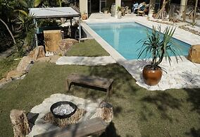 Honeybird Hideaway