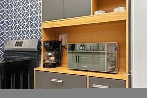 3rd Floor Condo Tower Isle 24hr Security