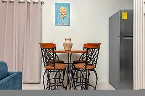 3rd Floor Condo Tower Isle 24hr Security