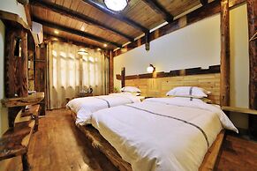 Xiangxi Dreamweaver Inn
