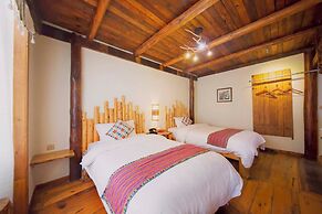 Xiangxi Dreamweaver Inn