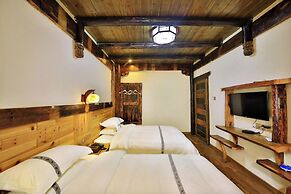 Xiangxi Dreamweaver Inn