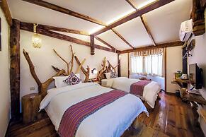 Xiangxi Dreamweaver Inn