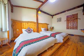 Xiangxi Dreamweaver Inn
