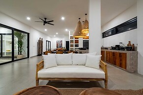 Villa Sukha