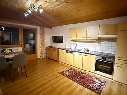 Apartment With Alpine Views