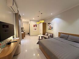 Hanique Cafe and Stay