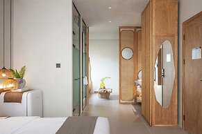 TANG House