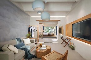 TANG House